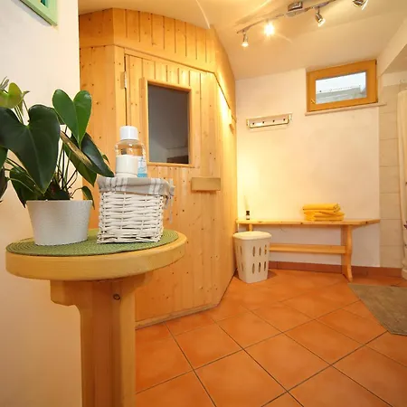 Edelweiss Rooms&app Гостевой дом