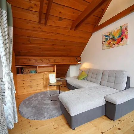 Гостевой дом Edelweiss Rooms&app 3*