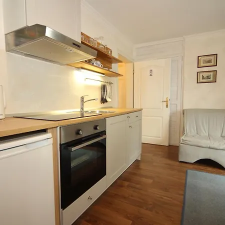Guest house Edelweiss Rooms&app 3*
