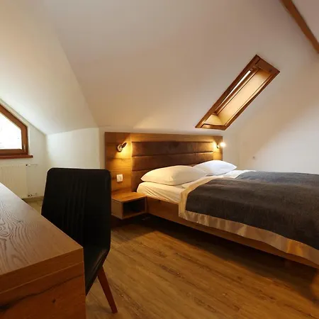 Edelweiss Rooms&app Guest house 3*