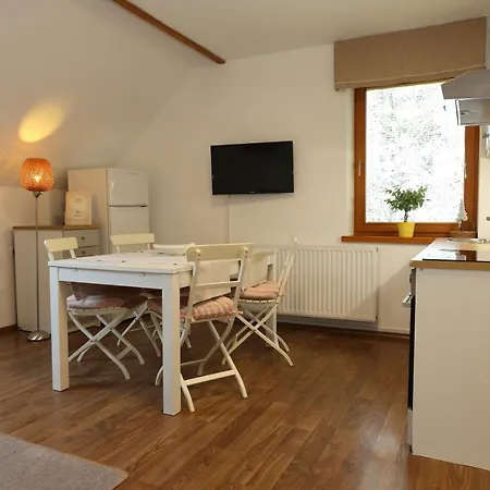 Edelweiss Rooms&app Guest house