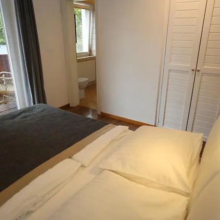 Pensionat Edelweiss Rooms&app 3*
