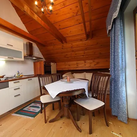 Konukevi Edelweiss Rooms&app