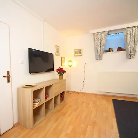 Edelweiss Rooms&app Πανσιόν Kranjska Gora