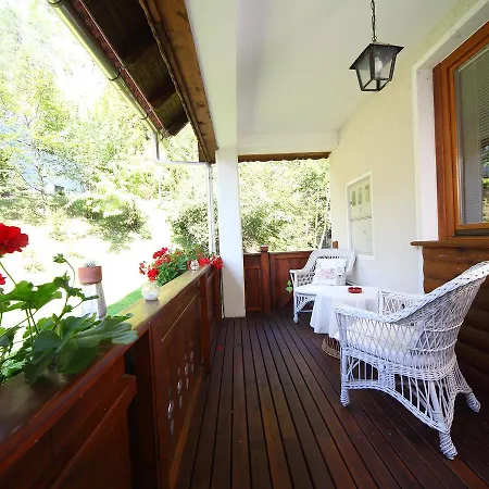 Edelweiss Rooms&app Πανσιόν Kranjska Gora