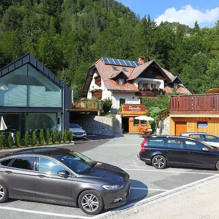 Guest house Edelweiss Rooms&app