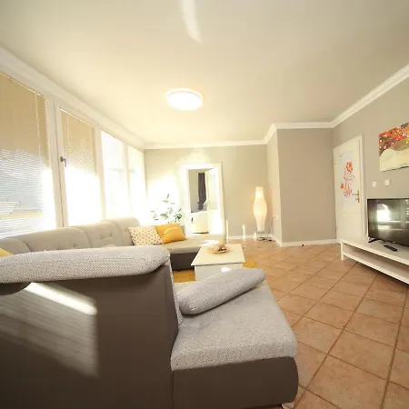 Гостевой дом Edelweiss Rooms&app