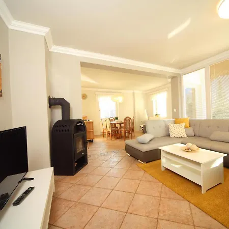 Affittacamere Edelweiss Rooms&app 3*