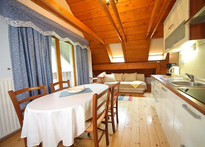 Edelweiss Rooms&app Gæstehus 3*