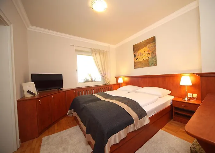 Edelweiss Rooms&app Guest house